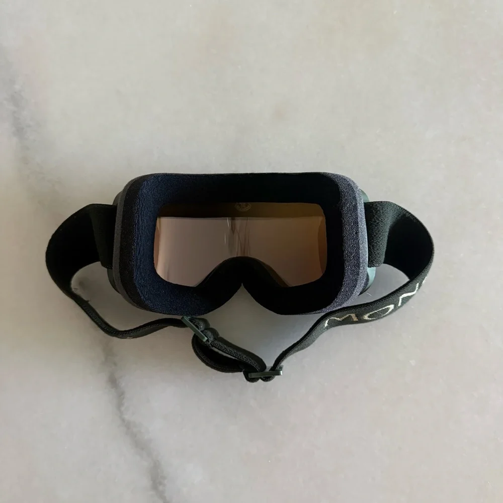 Moncler Mirrored Snow Goggles
